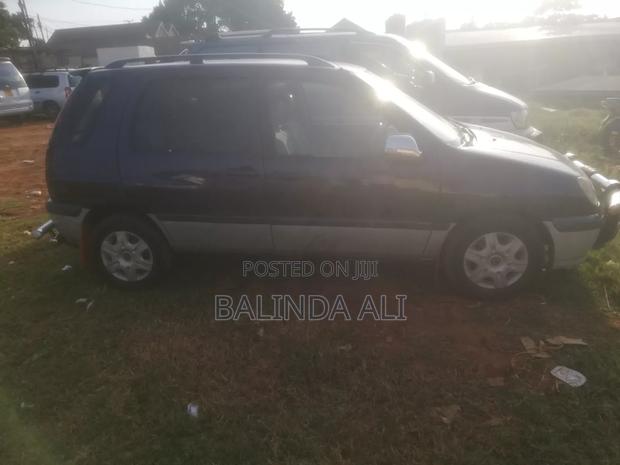 Toyota Raum 1998 Blue