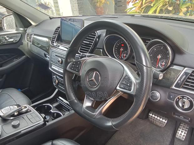 Mercedes-Benz GLE-Class 2017 Black