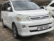 Toyota Noah 2006 White for sale