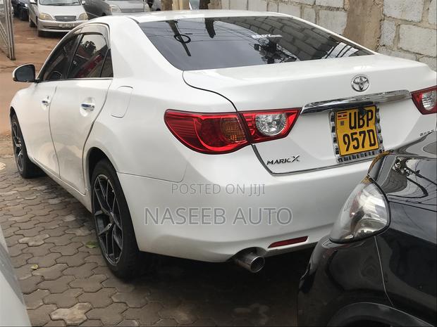 Toyota Mark X 2010 White
