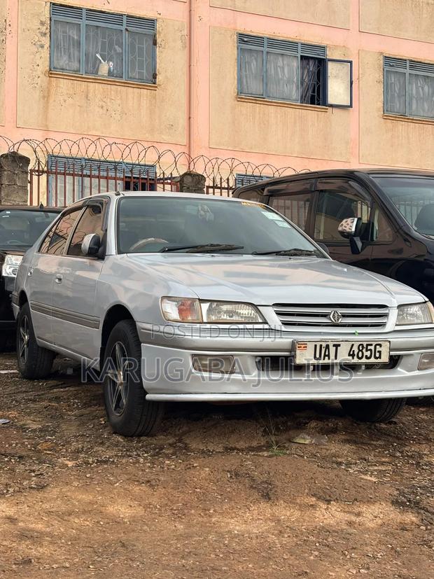 Toyota Premio 2003 Silver