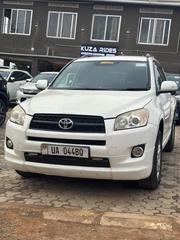 Toyota RAV4 2013 White for sale