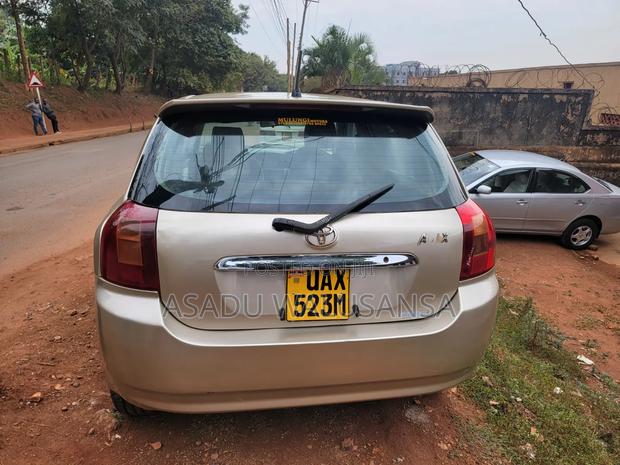 Toyota Allex 2005 Gray