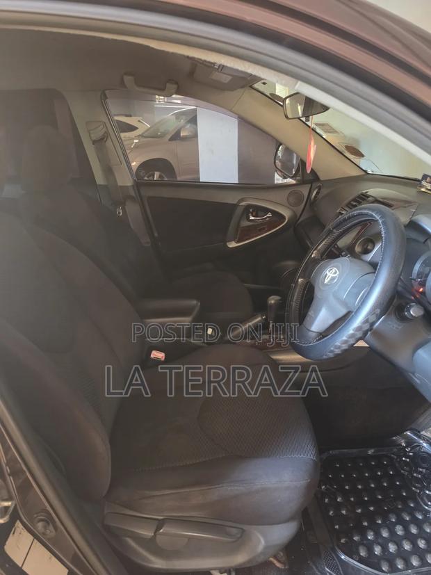 Toyota RAV4 2019 Brown
