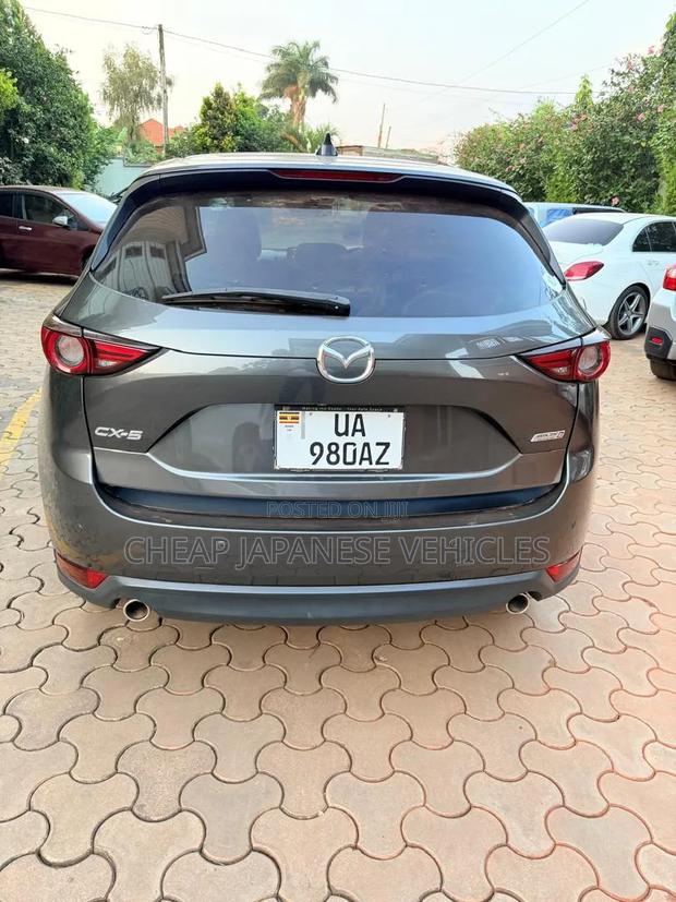 Mazda CX-5 2017 Gray