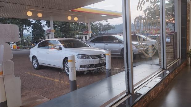 Volkswagen Passat 2014 White