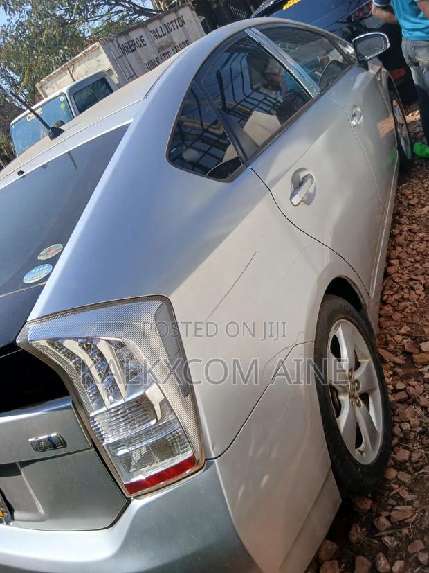 Toyota Prius 2015 Silver