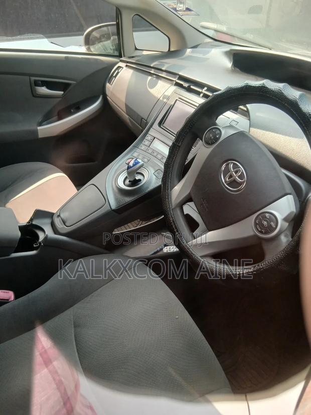 Toyota Prius 2015 Silver
