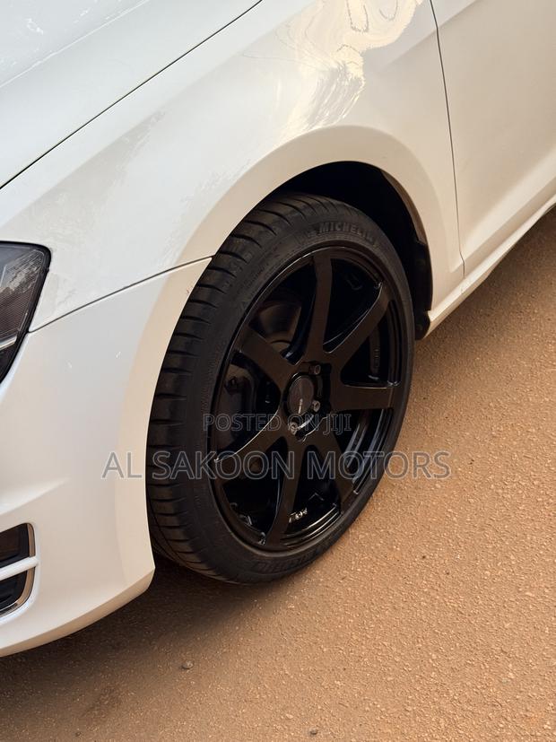 Volkswagen Golf TSI S 4-Door FWD 2016 White