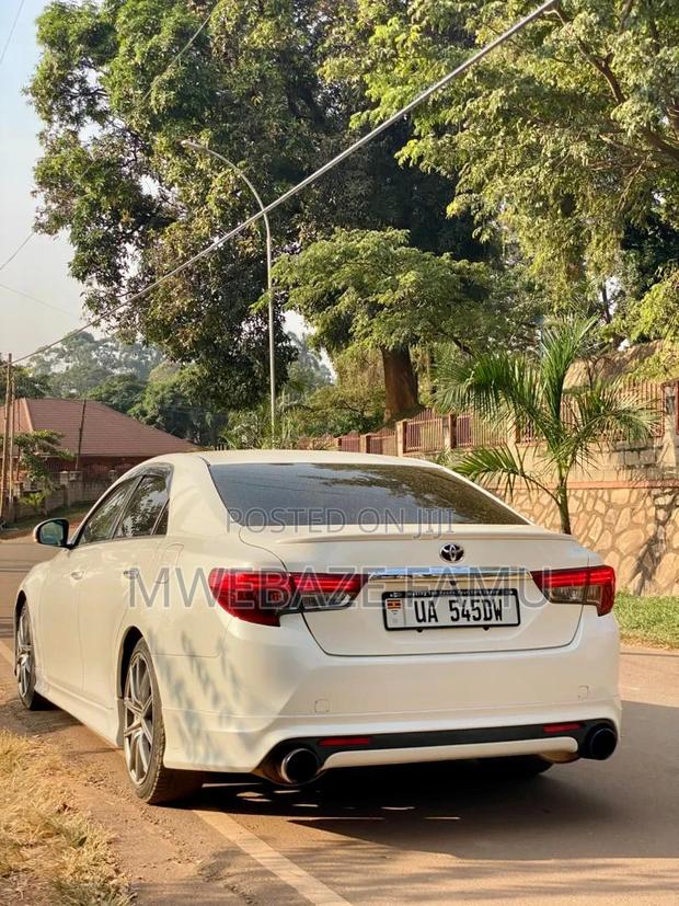 Toyota Mark X 2014 White