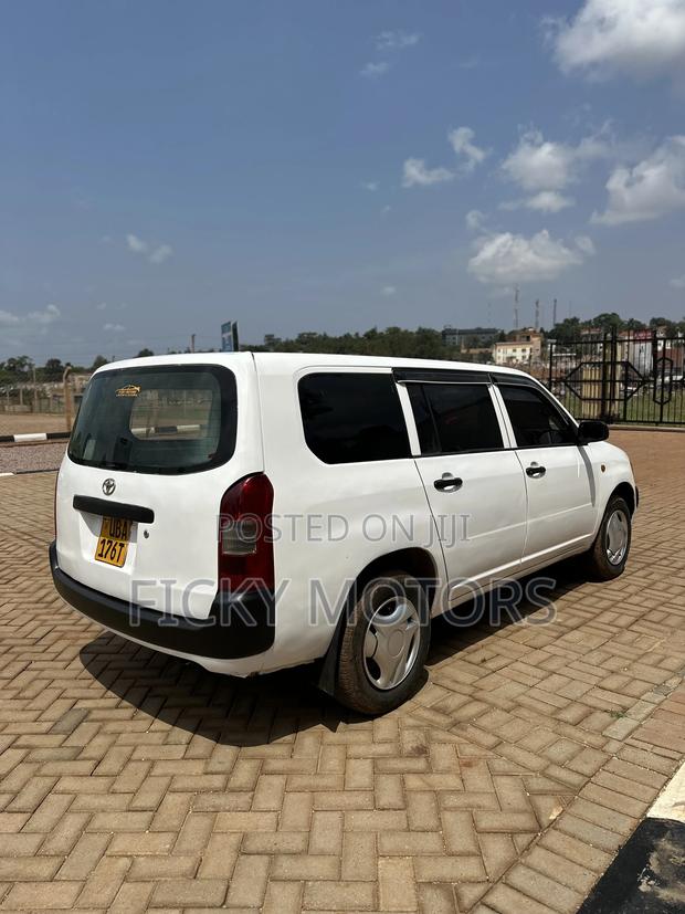 Toyota Probox 2006 White