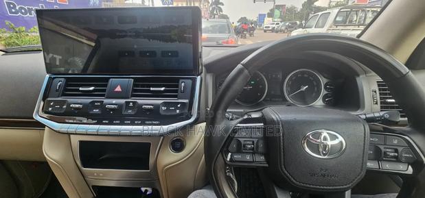 Toyota Land Cruiser 2016 Black