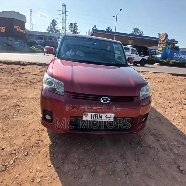 Toyota Corolla Rumion 2010 Maroon
