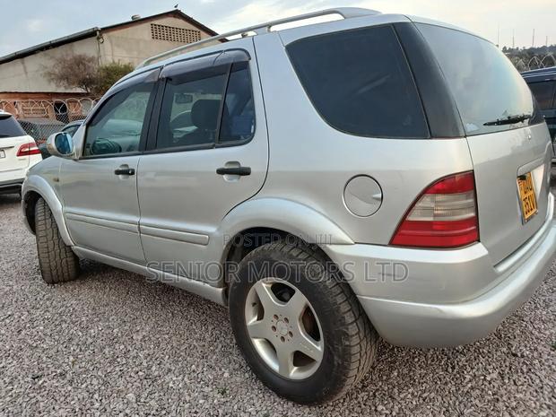 Mercedes-Benz M Class 2004 Silver
