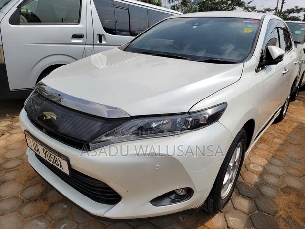 Toyota Harrier 2016 White