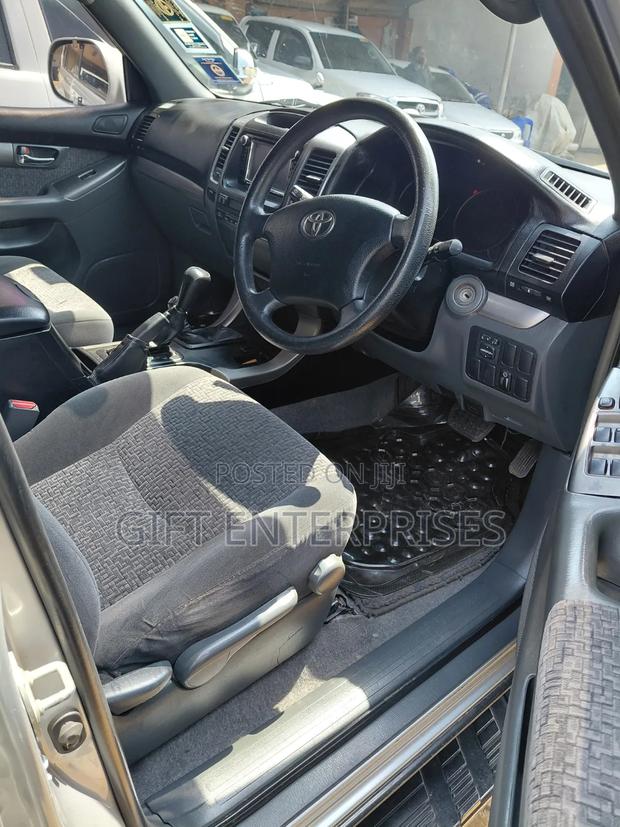 Toyota Land Cruiser Prado 2009 Silver