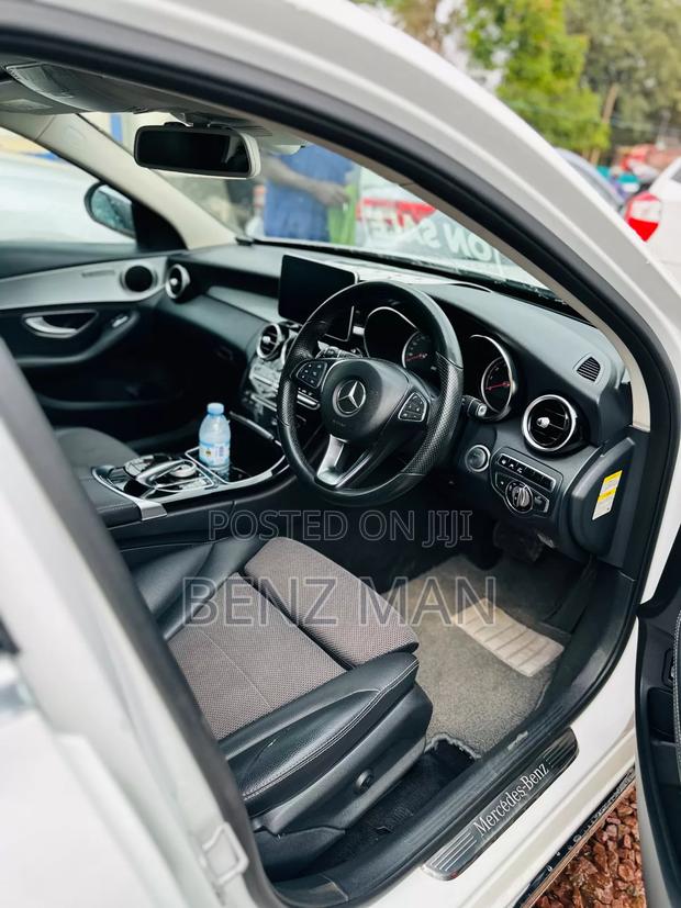 Mercedes-Benz C180 2015 White