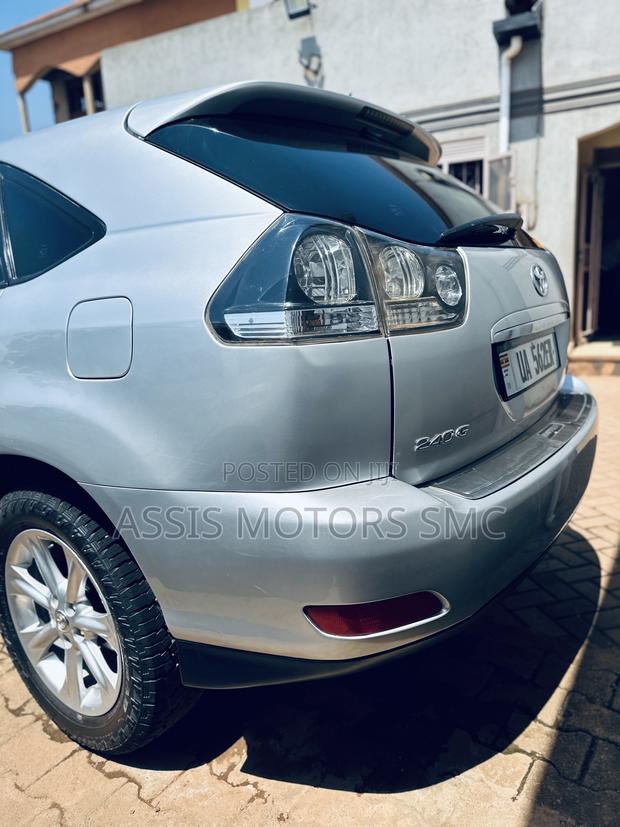 Toyota Harrier 2008 Silver