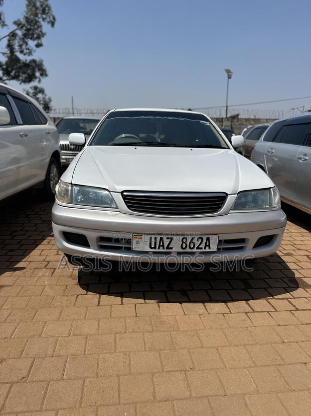 Toyota Corona Premio 2001 White