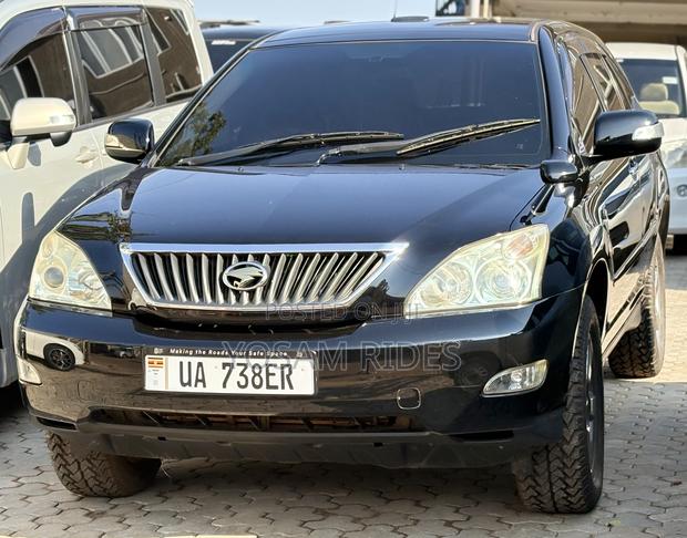 Toyota Harrier 2.4 2011 Black