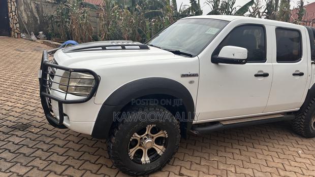 Ford Ranger 2500 TD Double Cab XLT 4x4 2007 White
