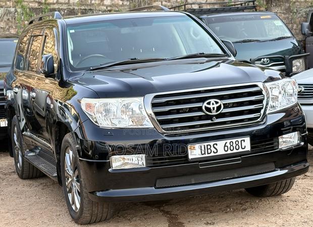 Toyota Land Cruiser 4.6 V8 ZX 2011 Black