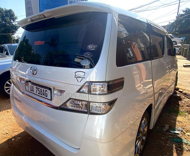Toyota Alphard 2012 White