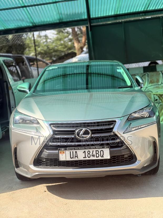Lexus NX 2021 Silver
