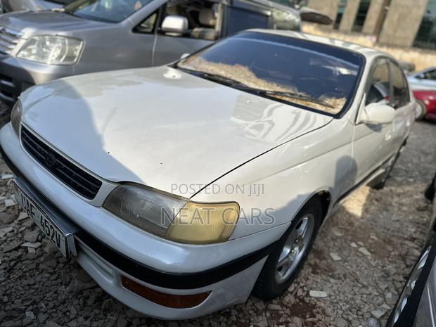 Toyota Corona 1999 Gray