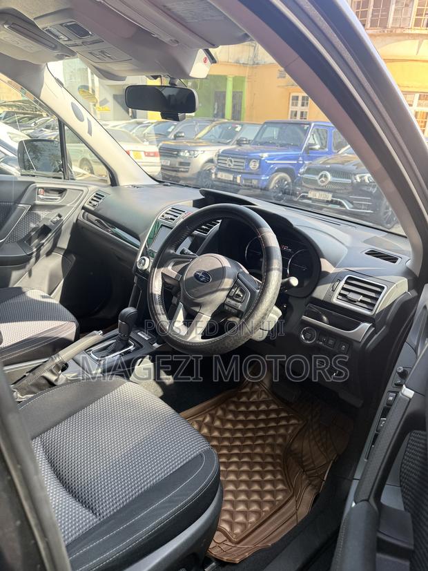 Subaru Forester 2017 Black