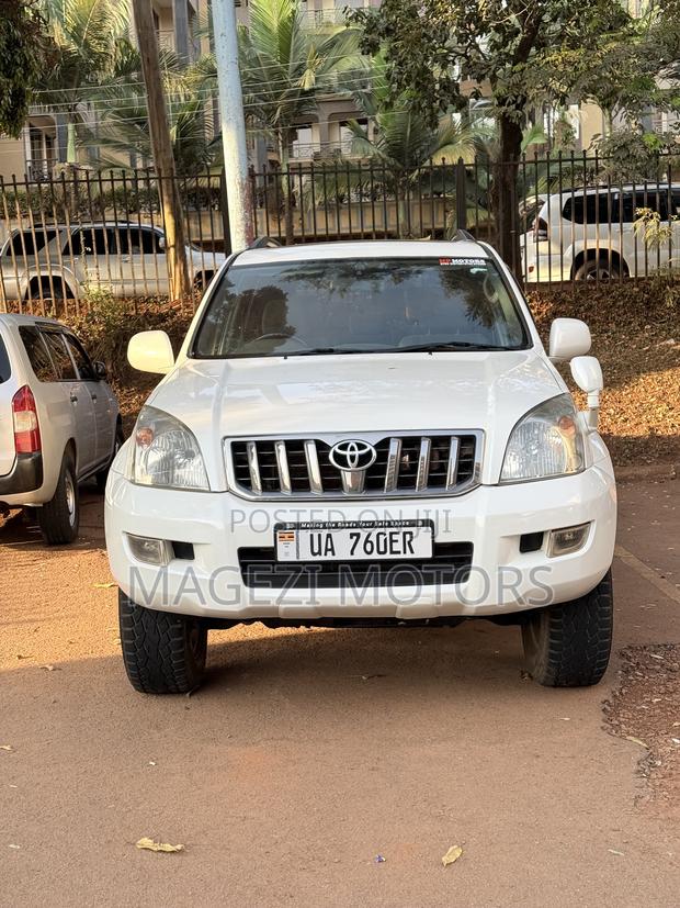 Toyota Land Cruiser Prado 2008 White