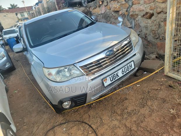 Subaru Forester 2010 Silver
