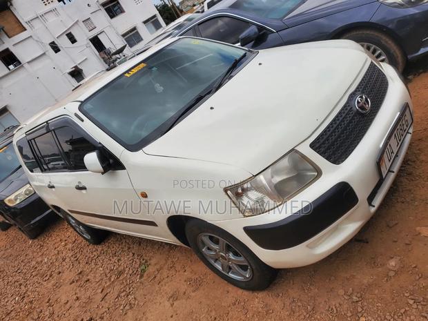 Toyota Succeed 2009 White