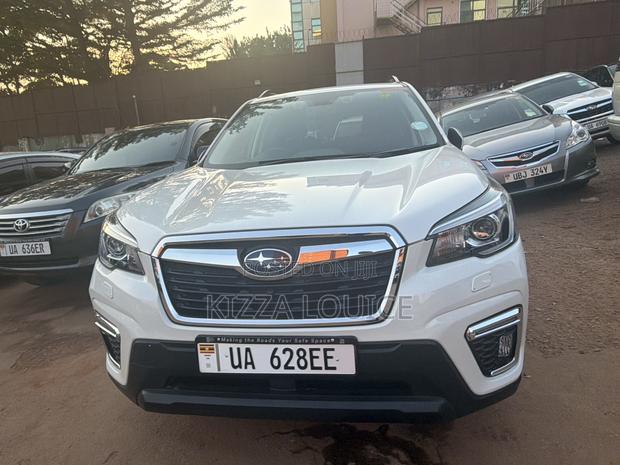 Subaru Forester 2019 White
