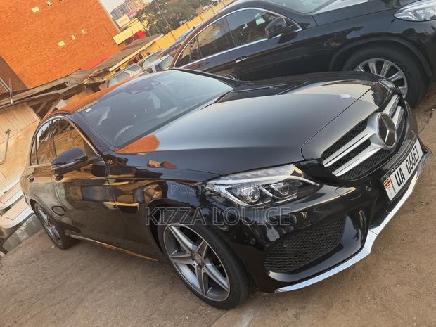 Mercedes-Benz C200 2017 Black