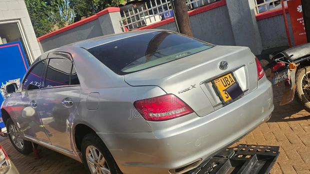 Toyota Mark X 2008 Silver