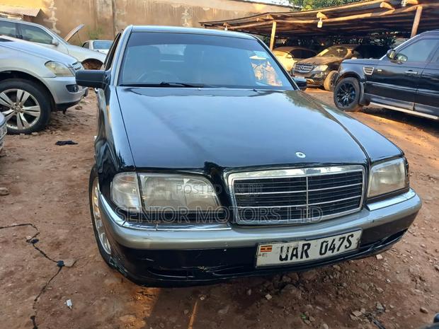 Mercedes-Benz C200 1998 Black