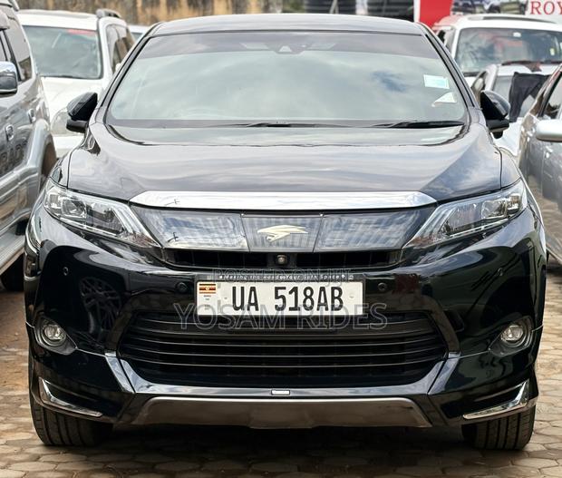Toyota Harrier 2.0 2016 Black