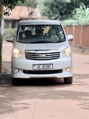 Toyota Noah 2011 Silver for sale
