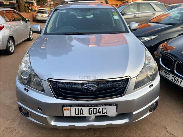 Subaru Outback 2013 Silver