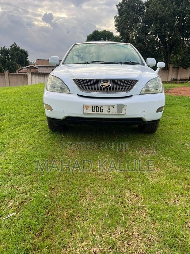 Toyota Harrier 2008 White