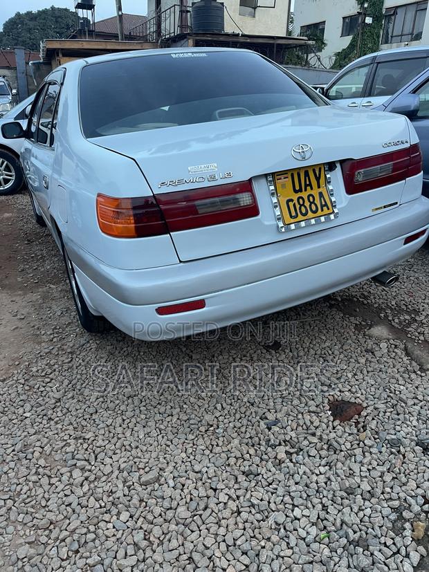Toyota Corona Premio 2001 White