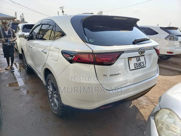 Toyota Harrier 2013 White