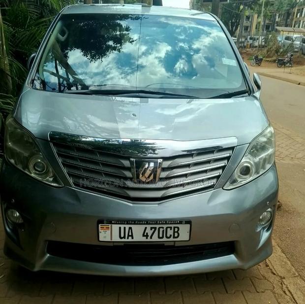 Toyota Alphard 2011 Gray