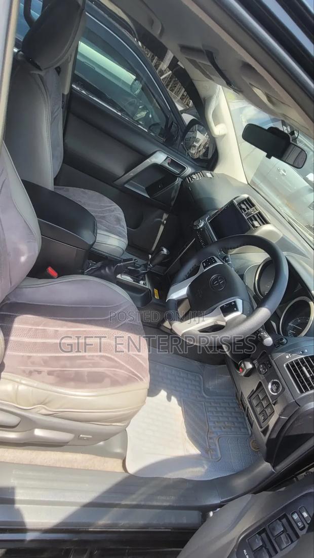 Toyota Land Cruiser Prado 2015 Black