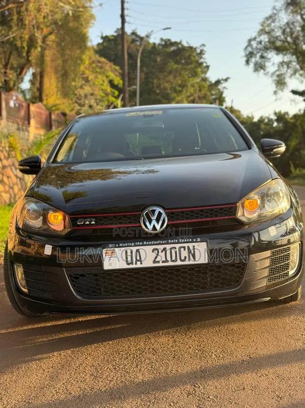 Volkswagen Golf GTI 2012 Black
