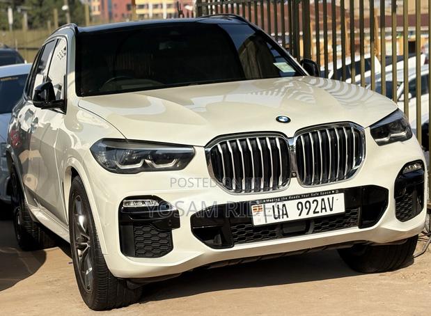 BMW X5 xDrive40i 2022 White