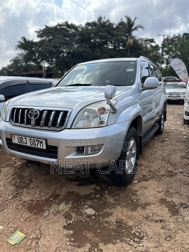Toyota Land Cruiser Prado 2007 Silver
