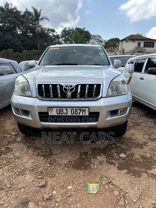 Toyota Land Cruiser Prado 2007 Silver