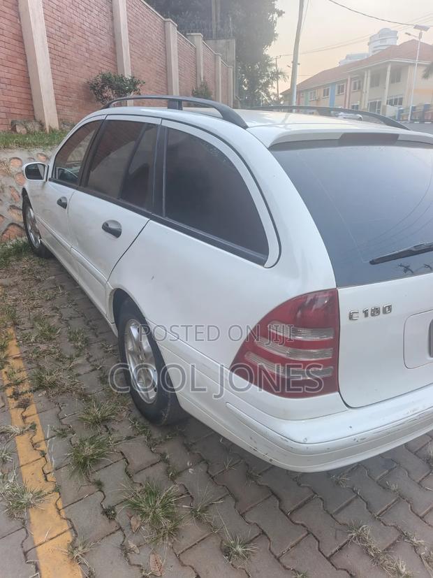 Mercedes-Benz C180 2003 White
